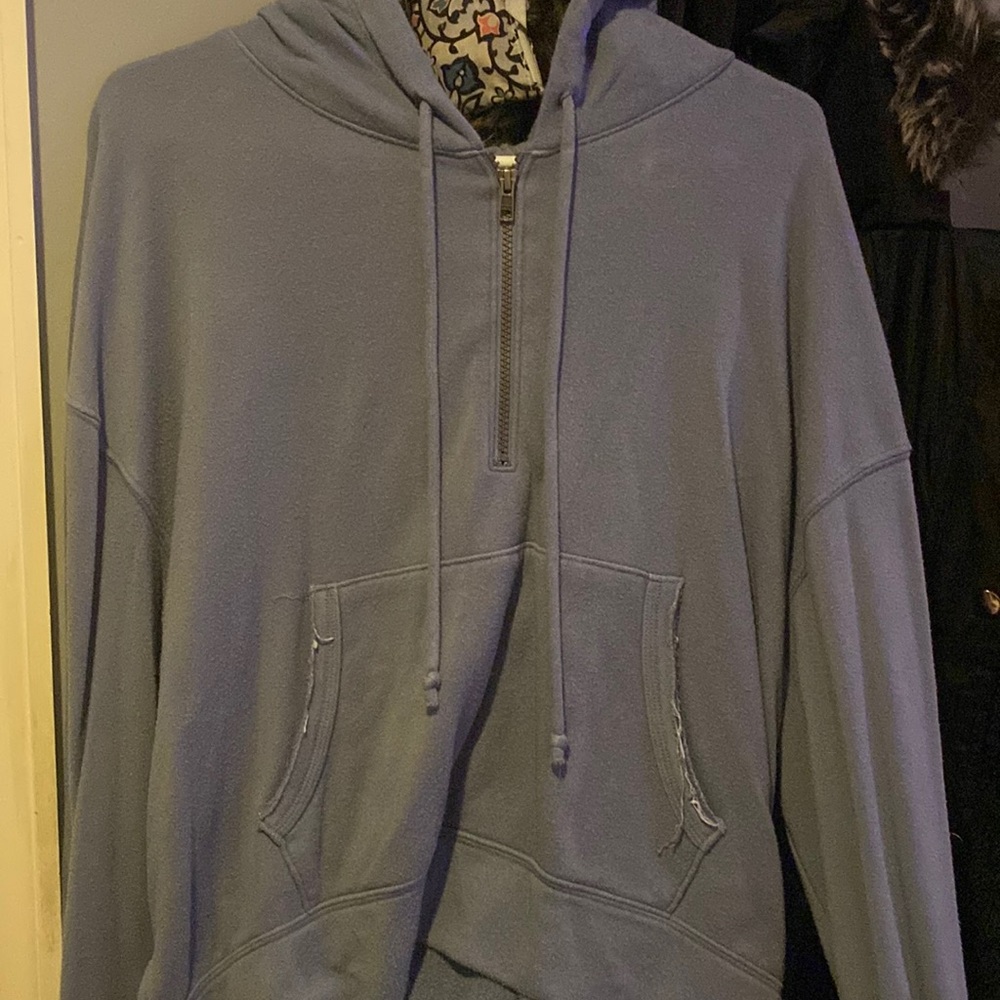 1/4 zip Pullover